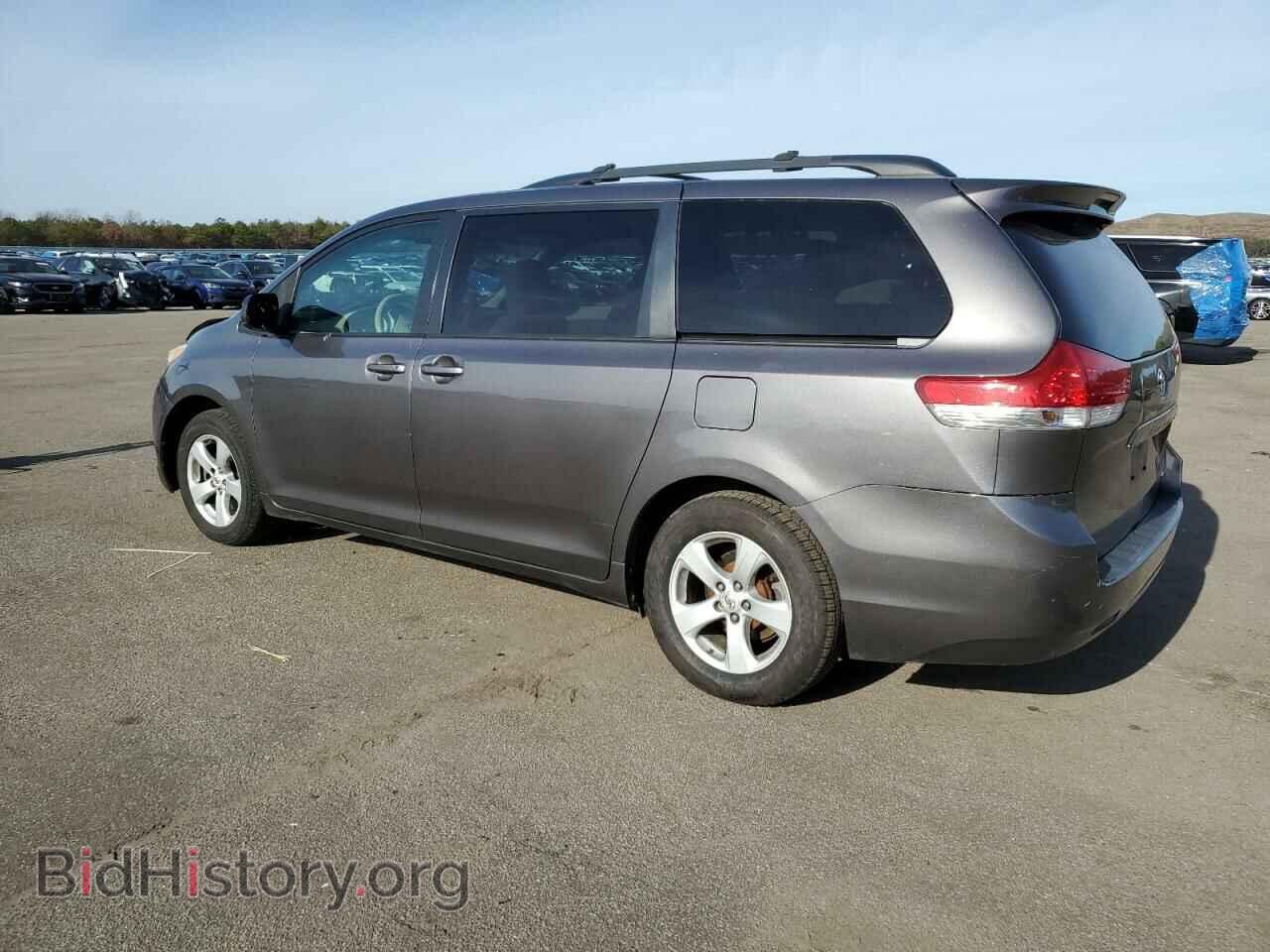 2011 TOYOTA All Models - VIN: 5TDKK3DCXBS065009 - Фото 2