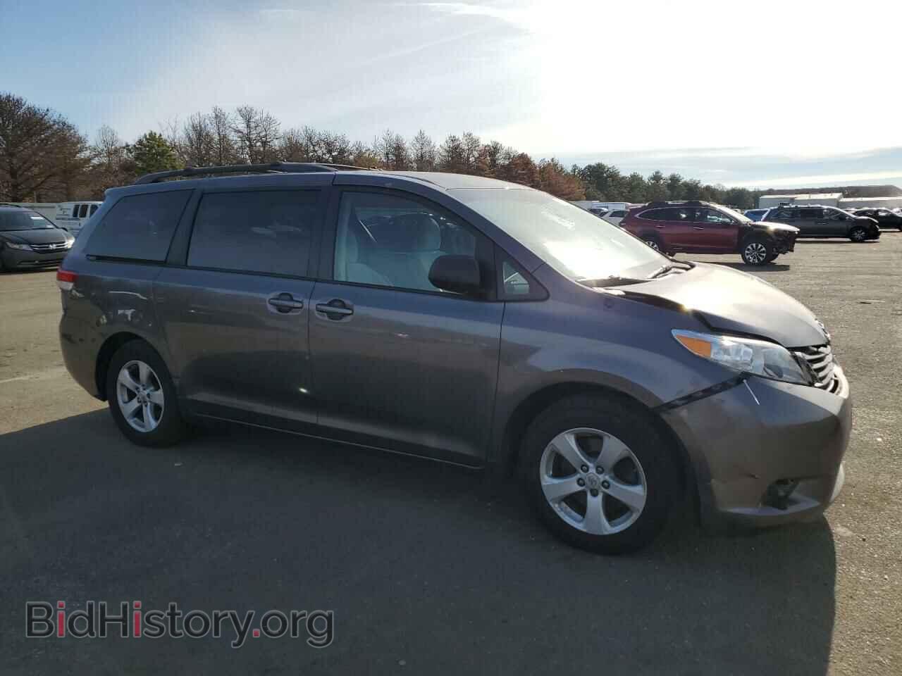 2011 TOYOTA All Models - VIN: 5TDKK3DCXBS065009 - Фото 4