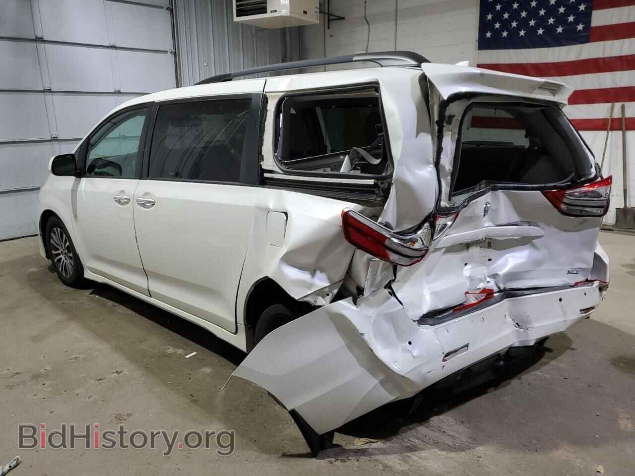 2019 TOYOTA All Models - VIN: 5TDYZ3DC8KS992130 - Фото 2