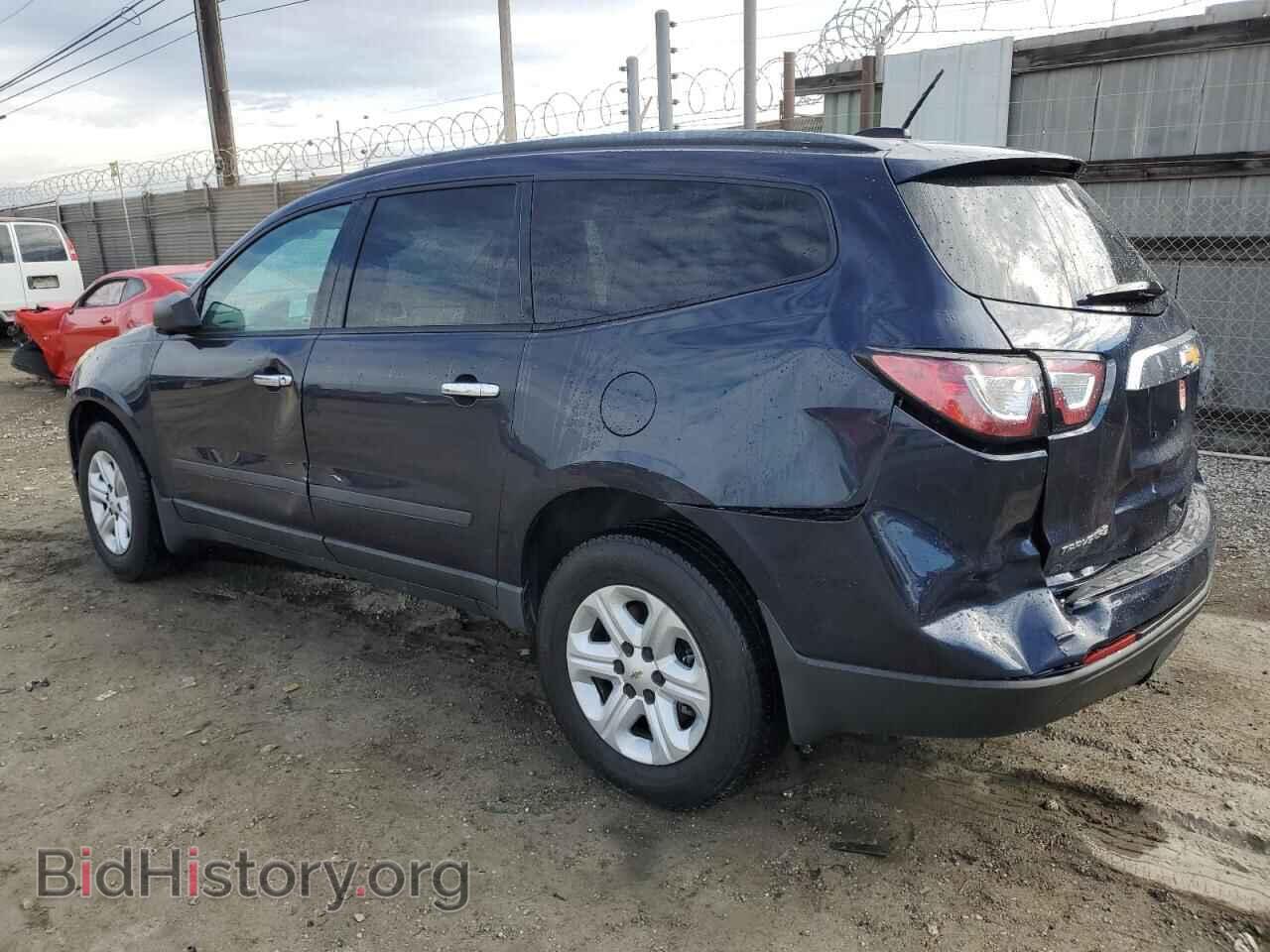 2017 CHEVROLET TRAVERSE - VIN: 1GNKRFKD1HJ140962 - Фото 2