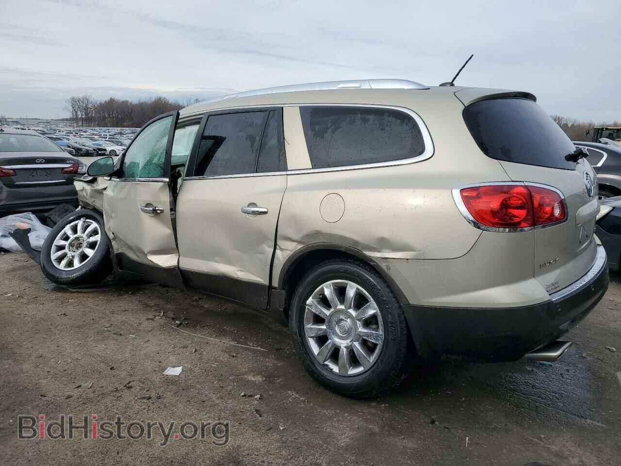 2012 BUICK ENCLAVE - VIN: 5GAKRCED0CJ254447 - Photo 2