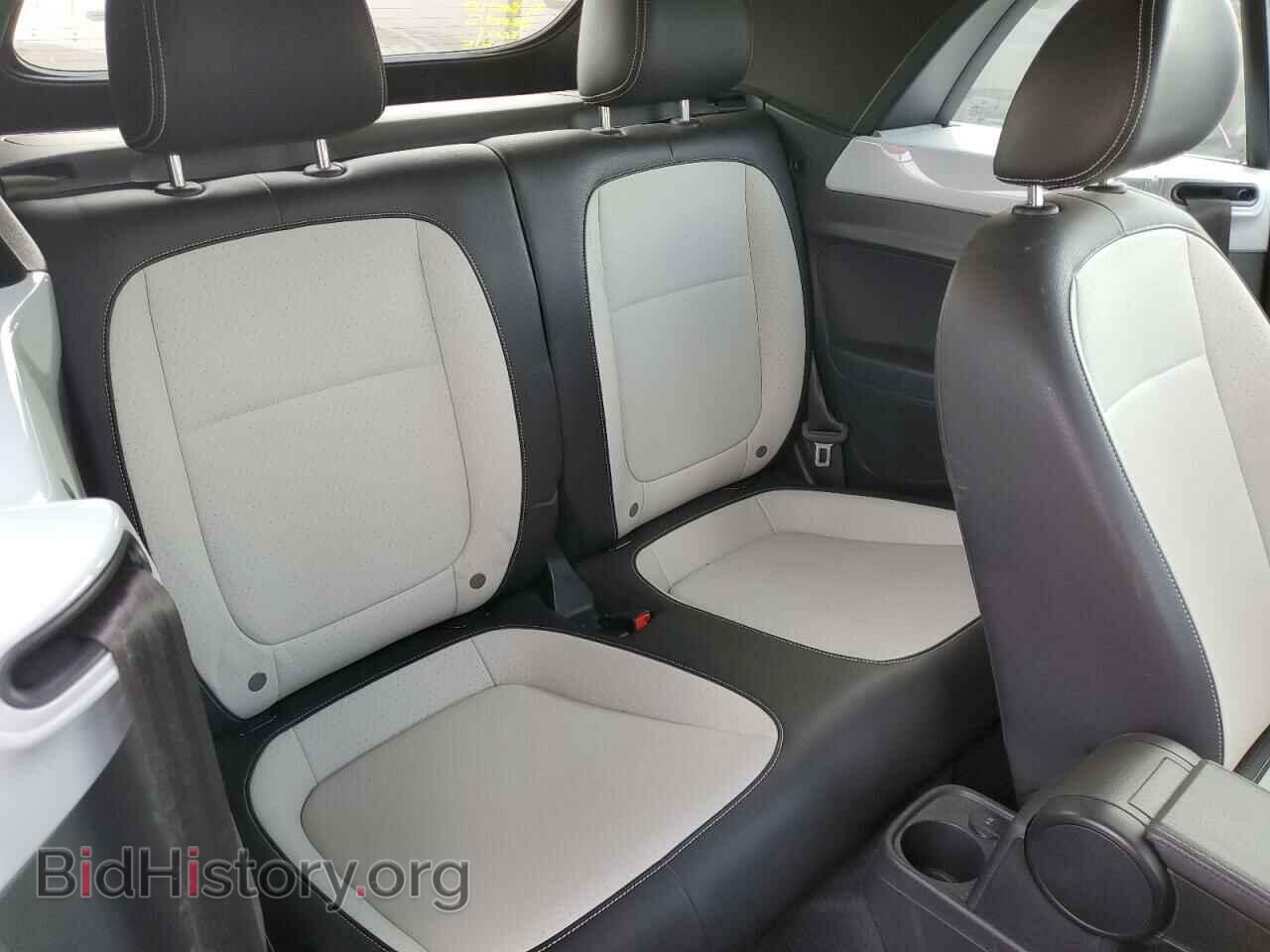2019 VOLKSWAGEN BEETLE - VIN: 3VW5DAAT5KM500452 - Фото 10