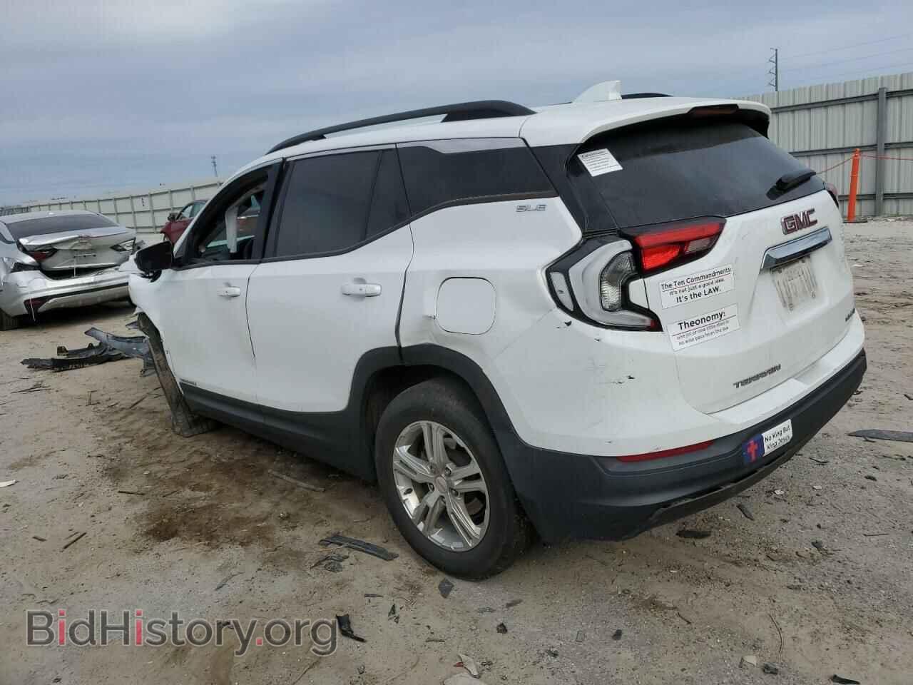 2018 GMC TERRAIN - VIN: 3GKALUEU0JL262186 - Фото 2