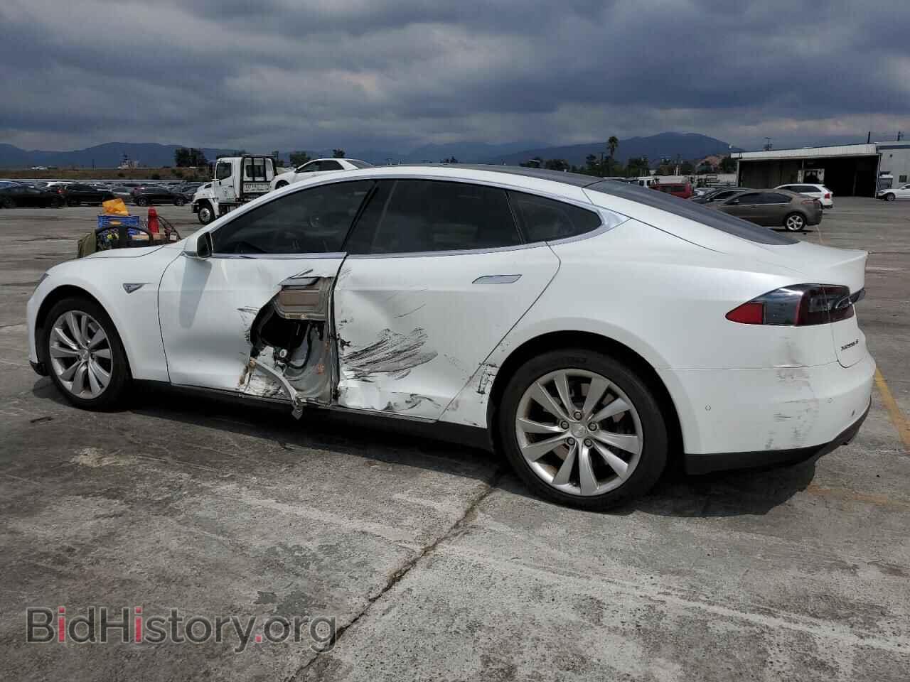2016 TESLA MODEL S - VIN: 5YJSA1E22GF129262 - Photo 2