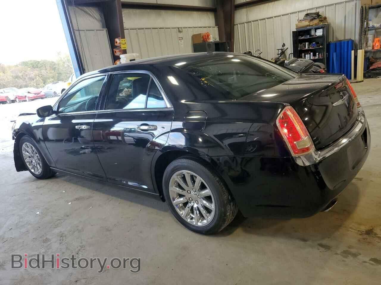 2013 CHRYSLER 300 - VIN: 2C3CCAEG8DH699268 - Фото 2