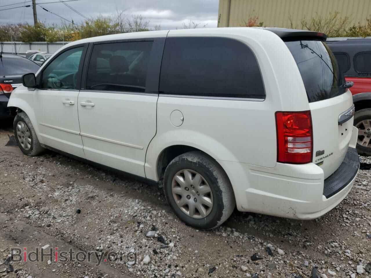 2010 CHRYSLER MINIVAN - VIN: 2A4RR4DE5AR140945 - Photo 2