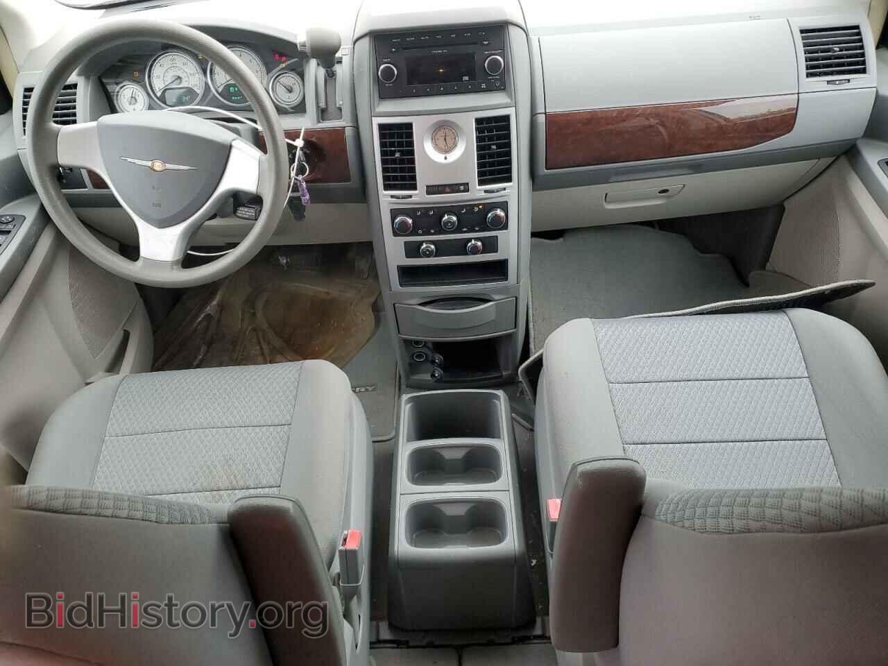 2010 CHRYSLER MINIVAN - VIN: 2A4RR4DE5AR140945 - Photo 8