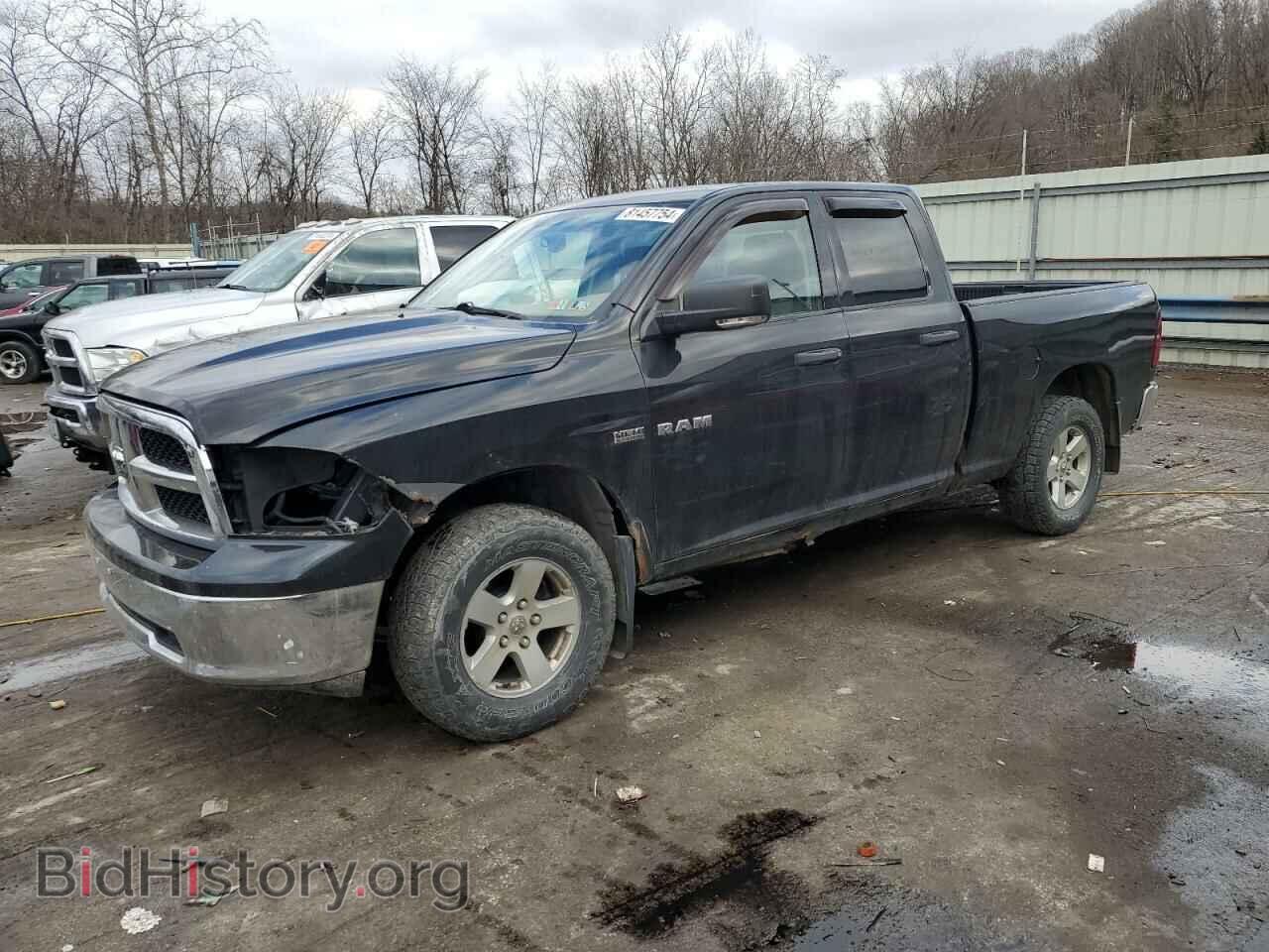 Photo 1D3HV18T69S724079 - DODGE All Models 2009
