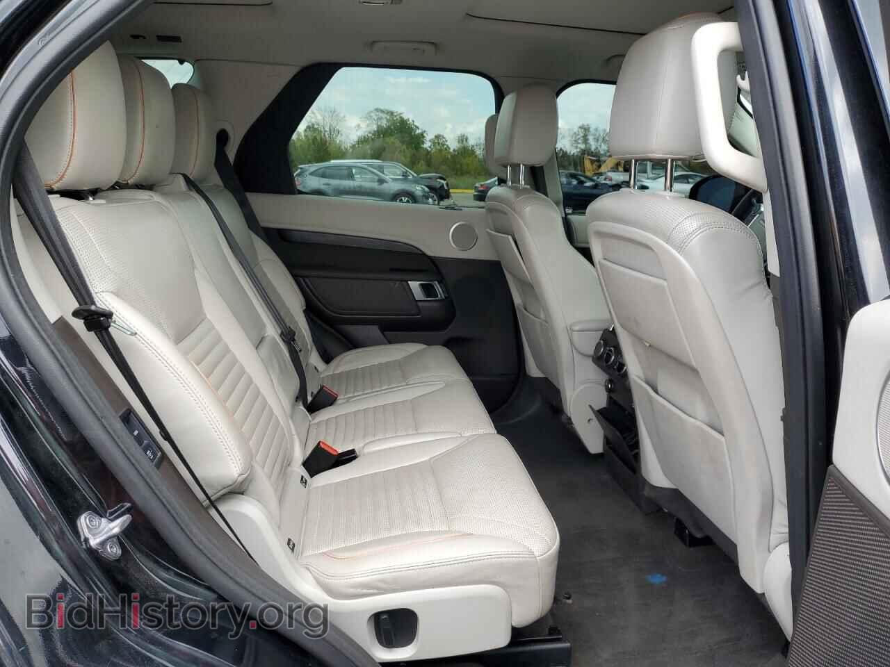 2017 LAND ROVER DISCOVERY - VIN: SALRRBBV7HA041077 - Фото 11