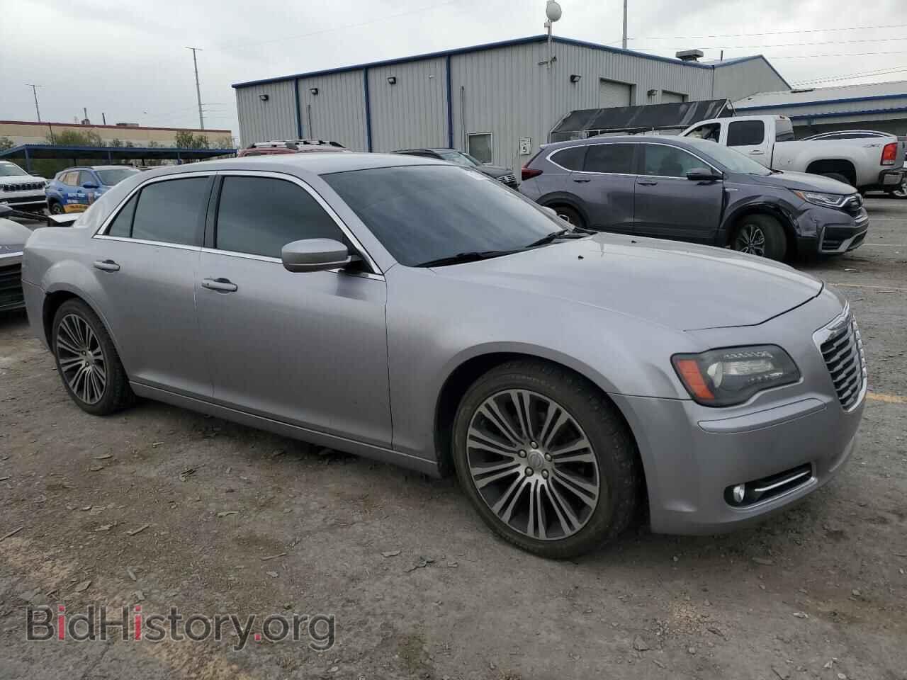 2013 CHRYSLER 300 - VIN: 2C3CCABG6DH576802 - Фото 4