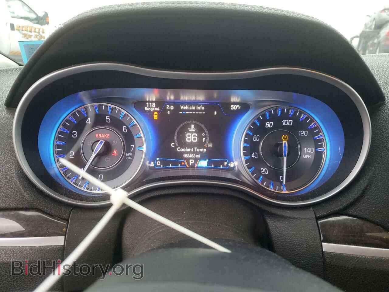 2015 CHRYSLER 300 - VIN: 2C3CCAKG2FH769600 - Фото 9