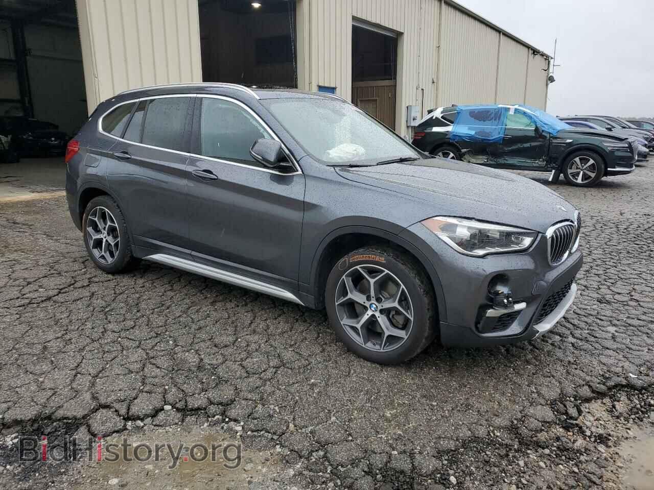 2018 BMW X1 - VIN: WBXHU7C30J3F04477 - Фото 4