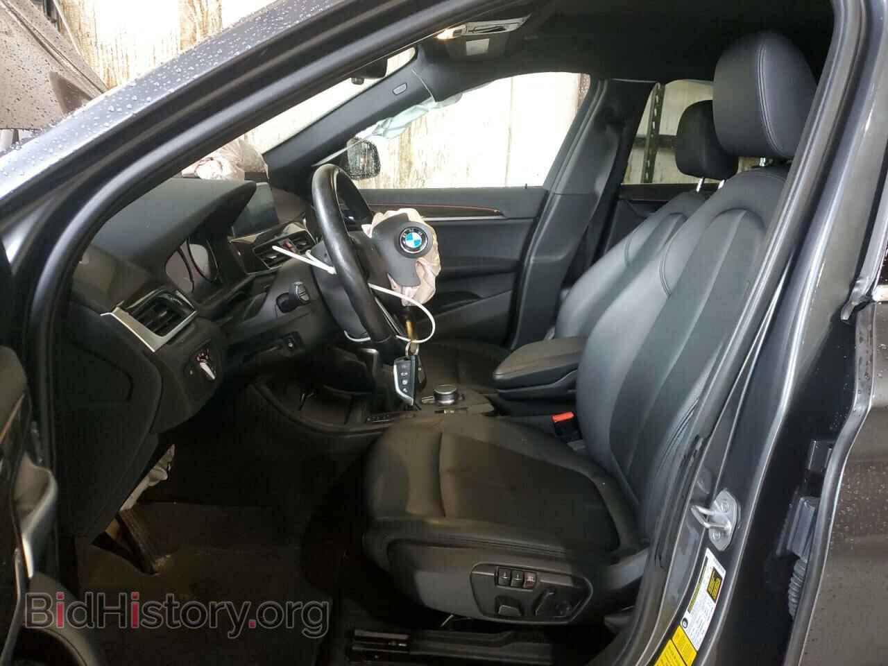 2018 BMW X1 - VIN: WBXHU7C30J3F04477 - Фото 7