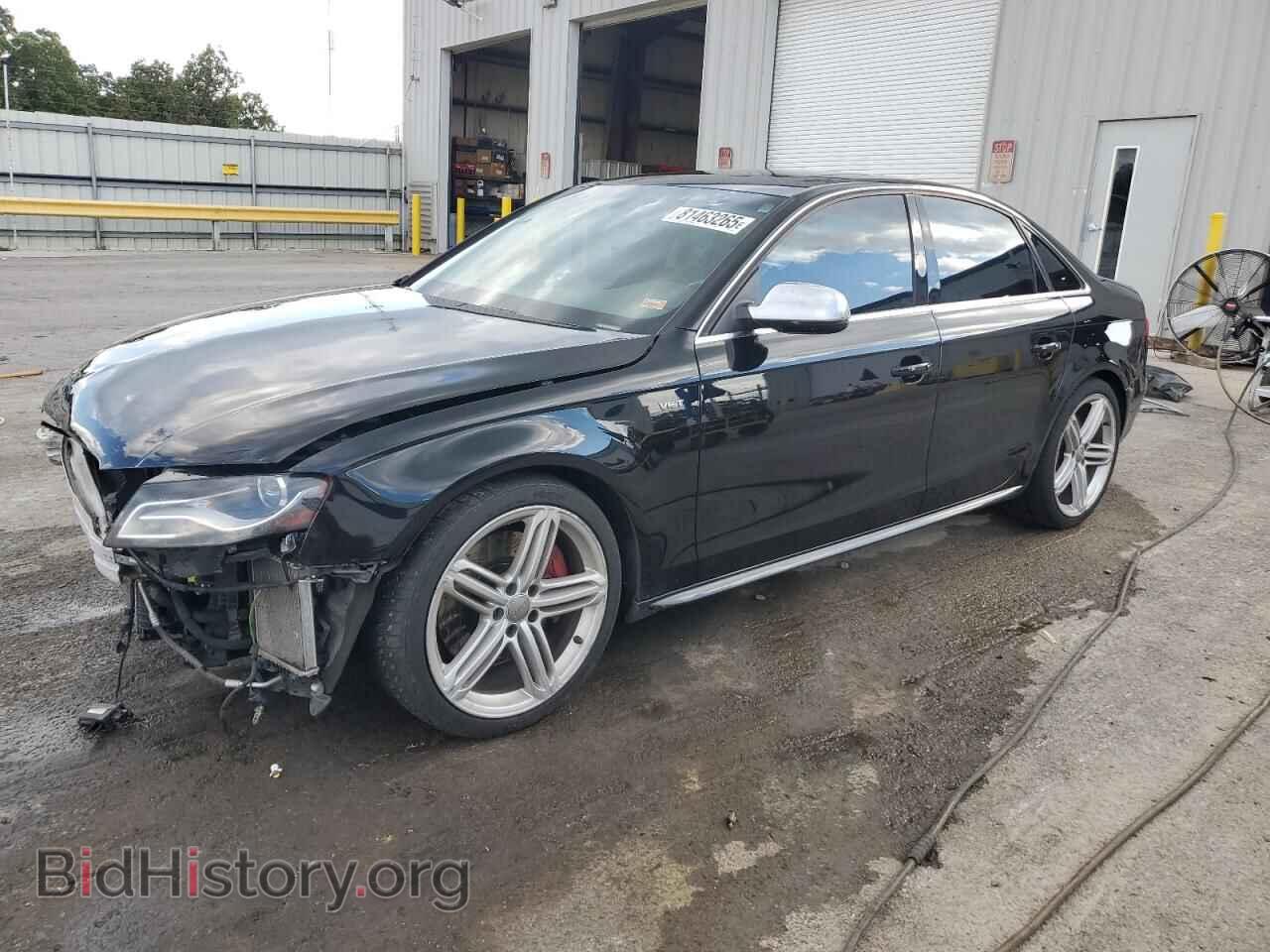 Photo WAUKGAFLXAA031650 - AUDI S4/RS4 2010
