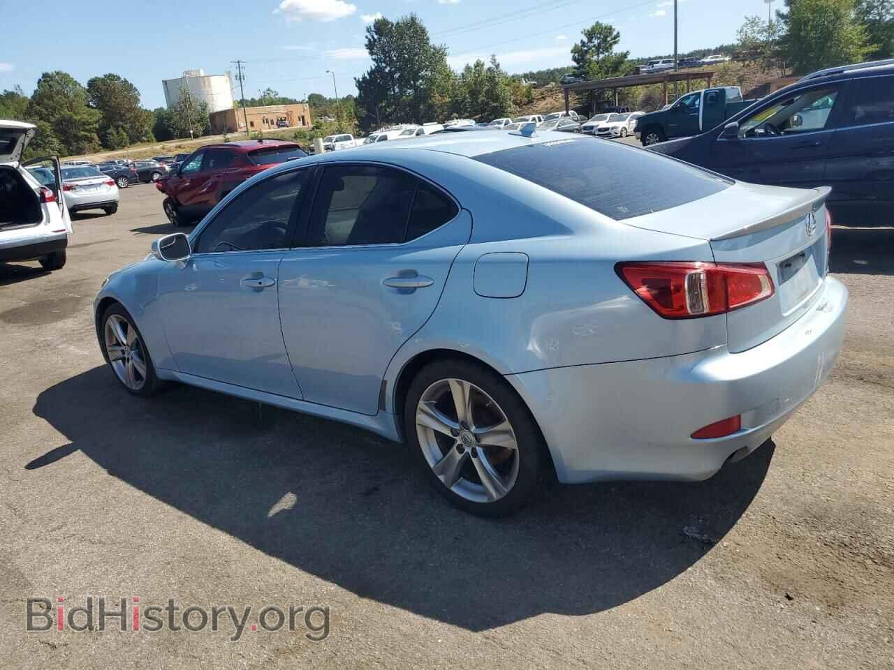 2011 LEXUS IS - VIN: JTHBF5C21B5134909 - Photo 2