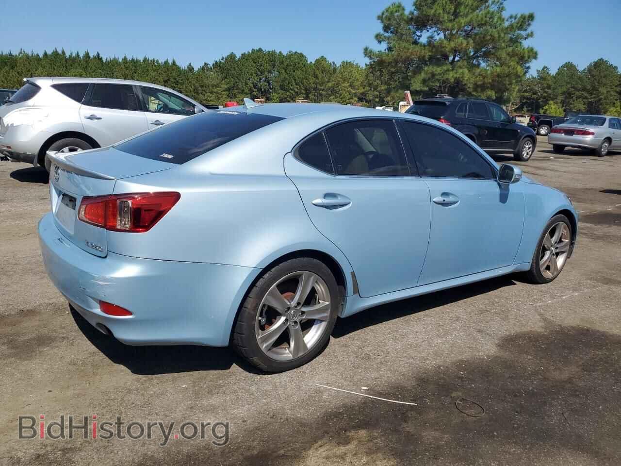 2011 LEXUS IS - VIN: JTHBF5C21B5134909 - Photo 3