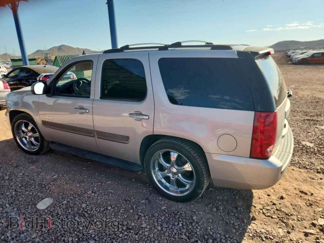 2007 GMC YUKON - VIN: 1GKFC13J57R208977 - Фото 2