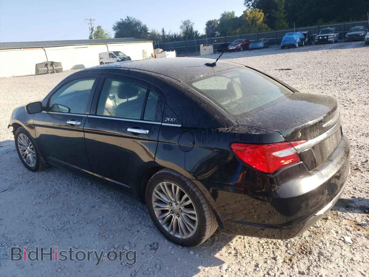 2012 CHRYSLER 200 - VIN: 1C3CCBCG9CN279100 - Фото 2