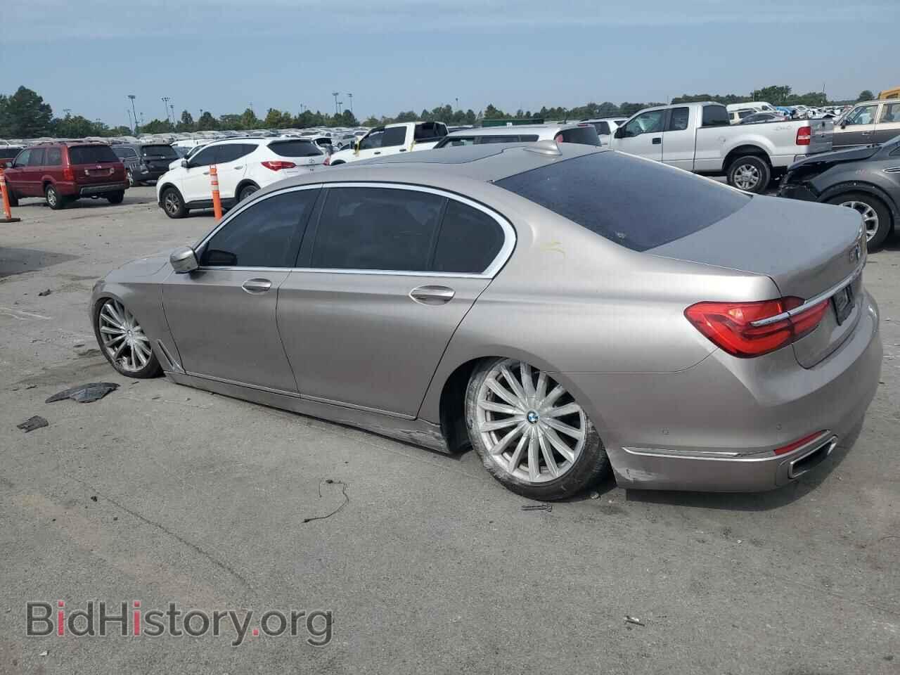 2017 BMW 7 SERIES - VIN: WBA7E2C3XHG741287 - Фото 2