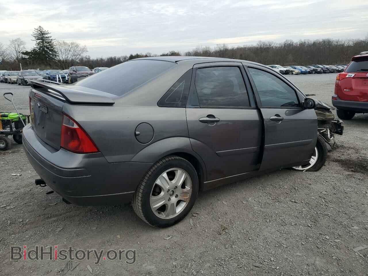 2005 FORD FOCUS - VIN: 1FAFP38Z75W218649 - Фото 3