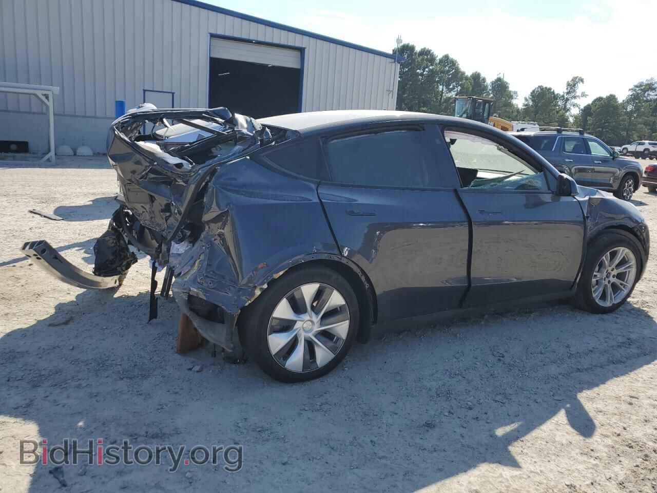 2024 TESLA MODEL Y - VIN: 7SAYGDED5RF092368 - Photo 3