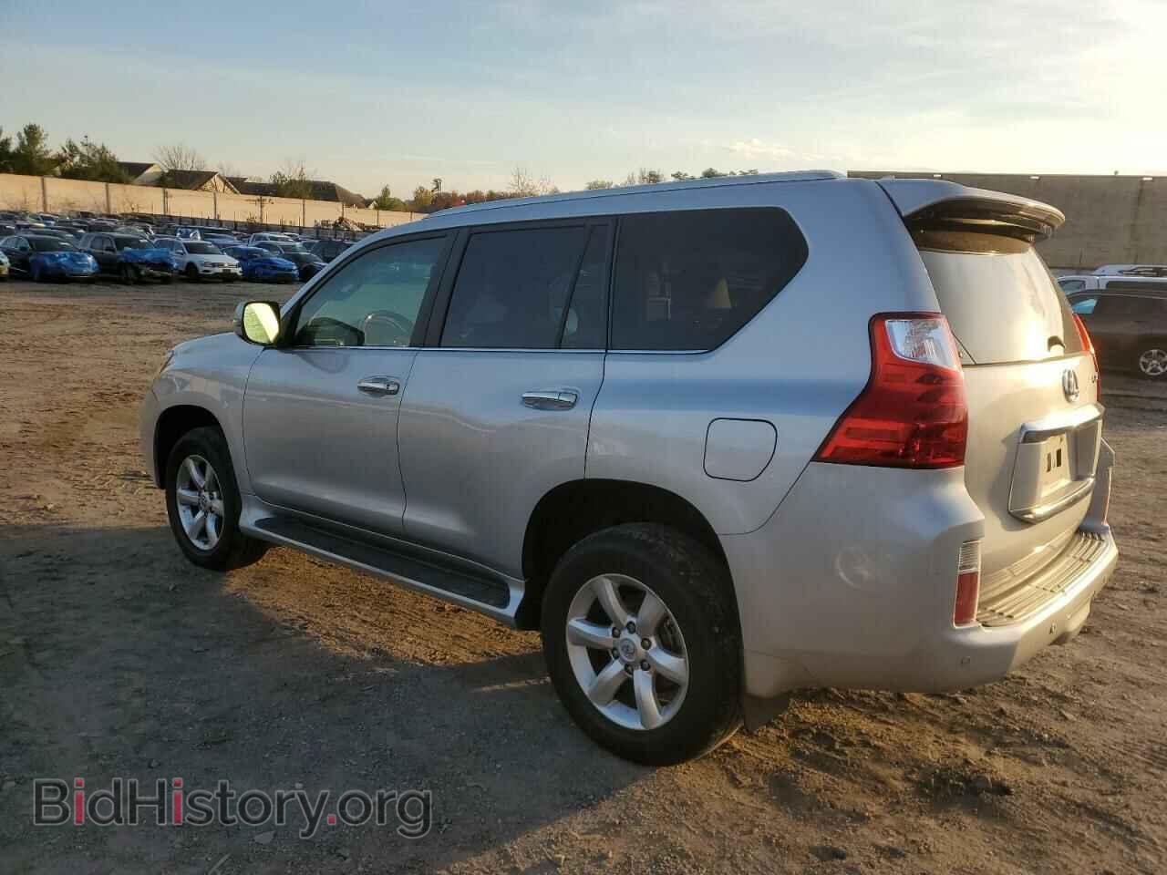 2011 LEXUS GX - VIN: JTJBM7FX5B5019429 - Фото 2