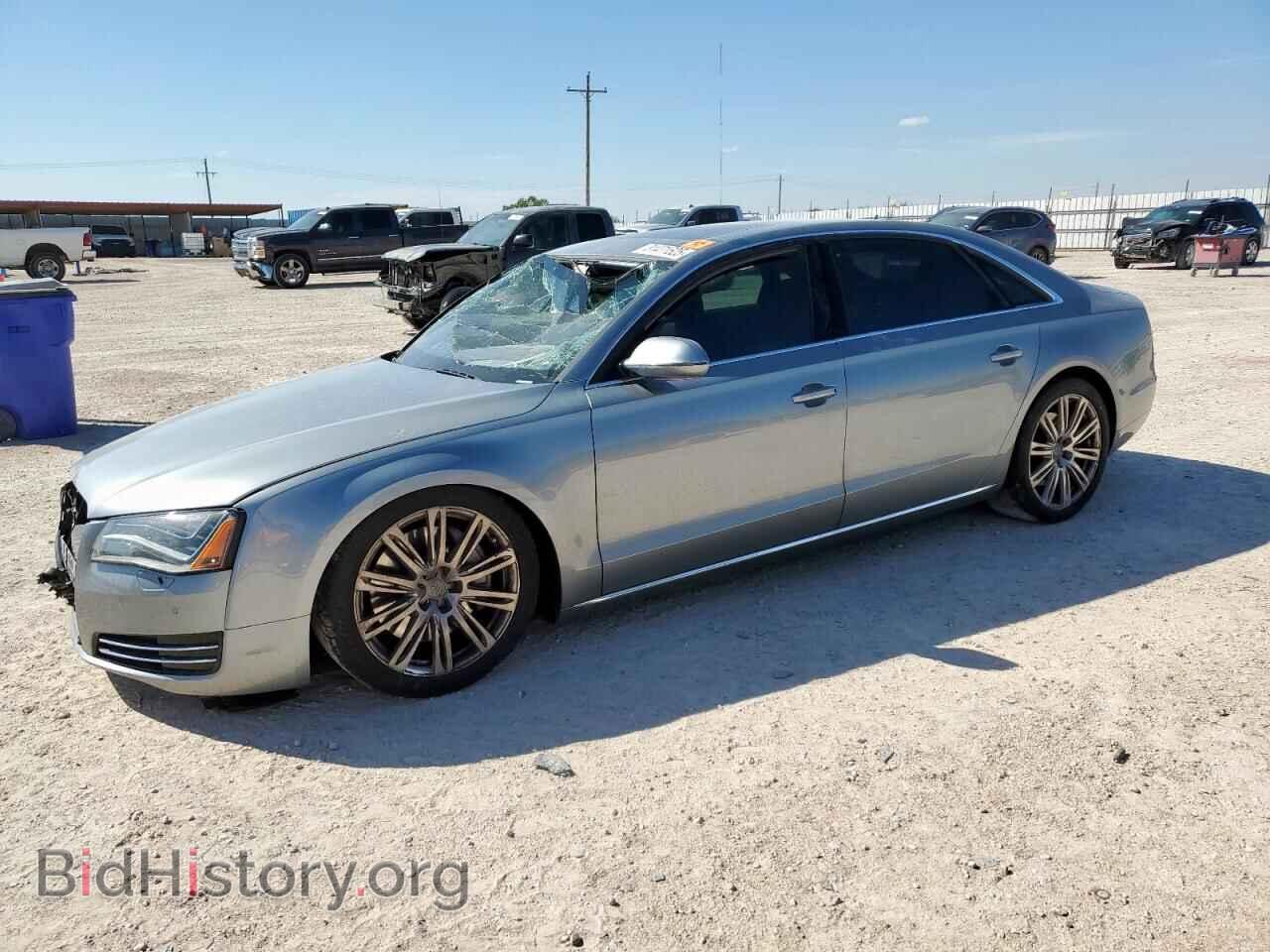 Photo WAURVAFD6CN020279 - AUDI A8 2012