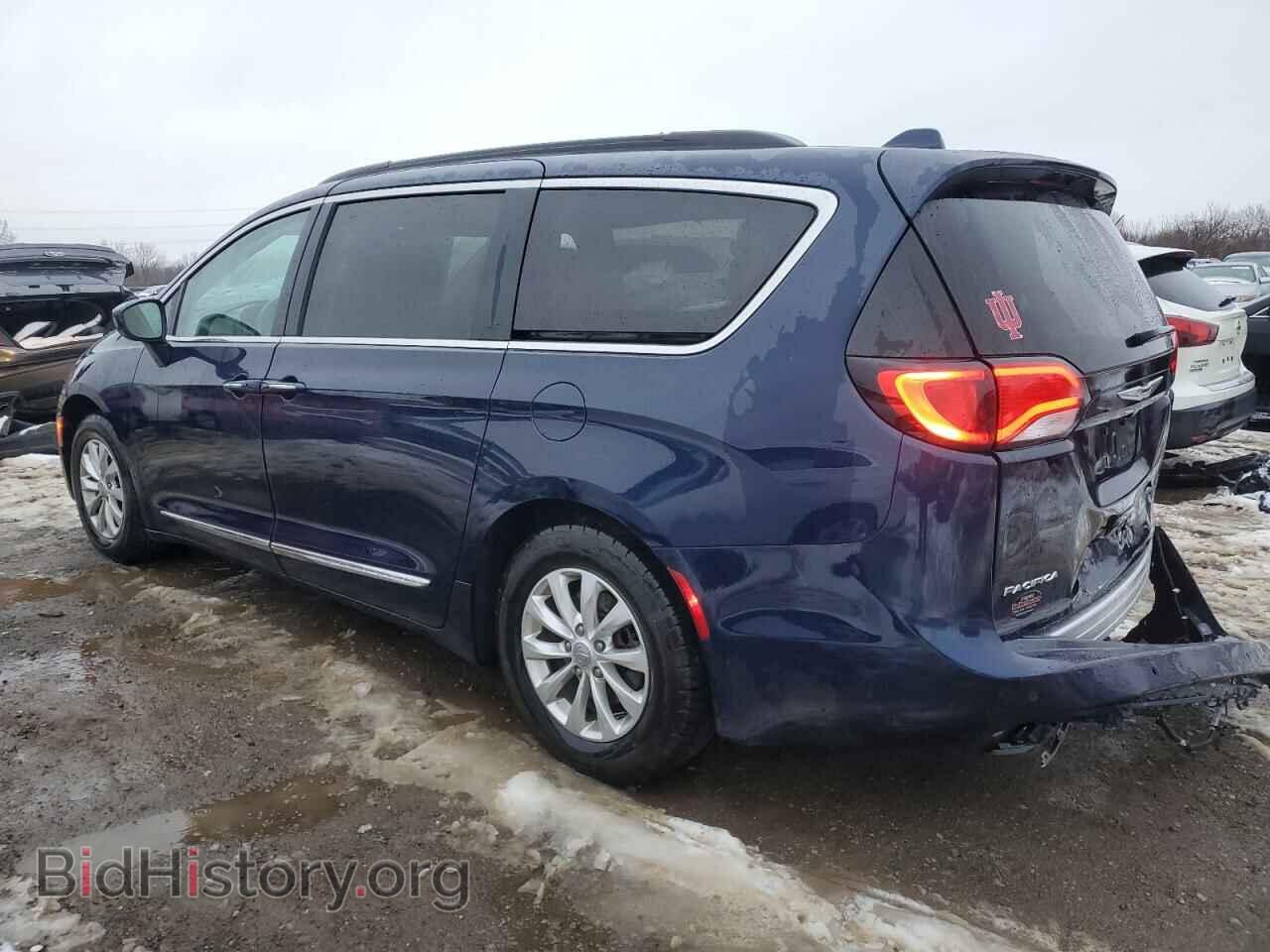 2017 CHRYSLER PACIFICA - VIN: 2C4RC1BG8HR787814 - Photo 2