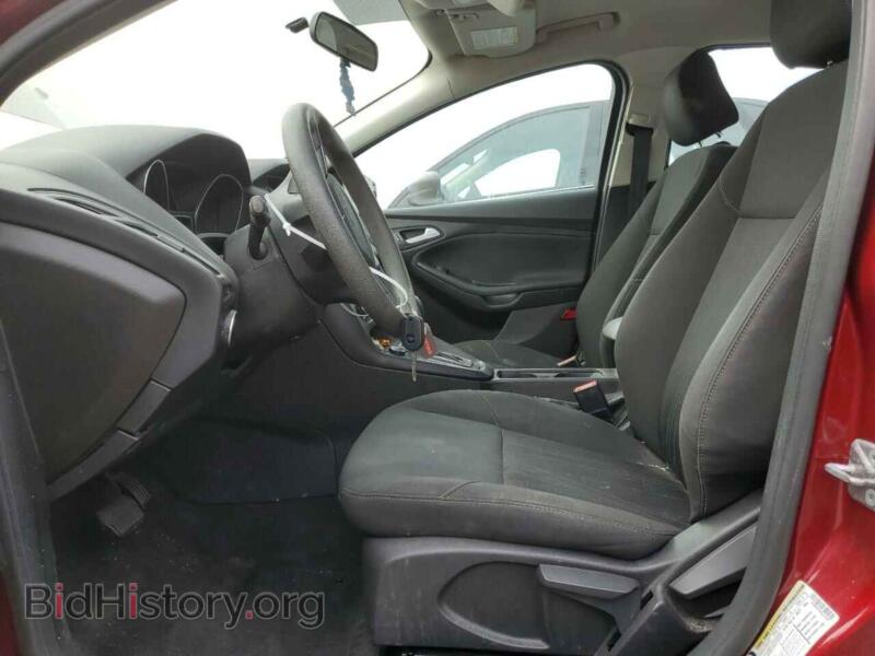 2016 Ford FOCUS (VIN 1FADP3F24GL318497) — photo 7 of 12