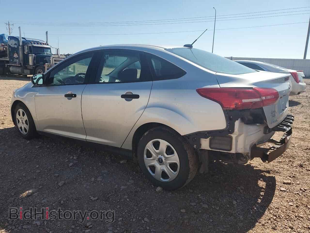 2018 FORD FOCUS - VIN: 1FADP3E22JL229701 - Фото 2