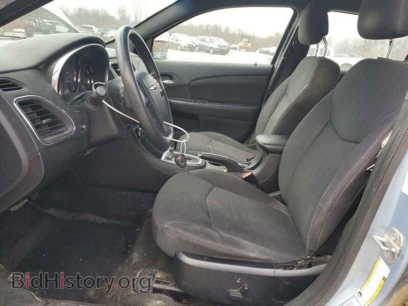 2013 Chrysler 200 (VIN 1C3CCBAG0DN736266) — photo 7 of 12