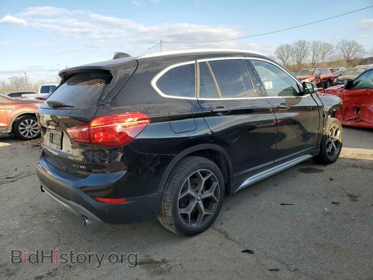 2018 BMW X1 - VIN: WBXHT3C33J5L30708 - Фото 3