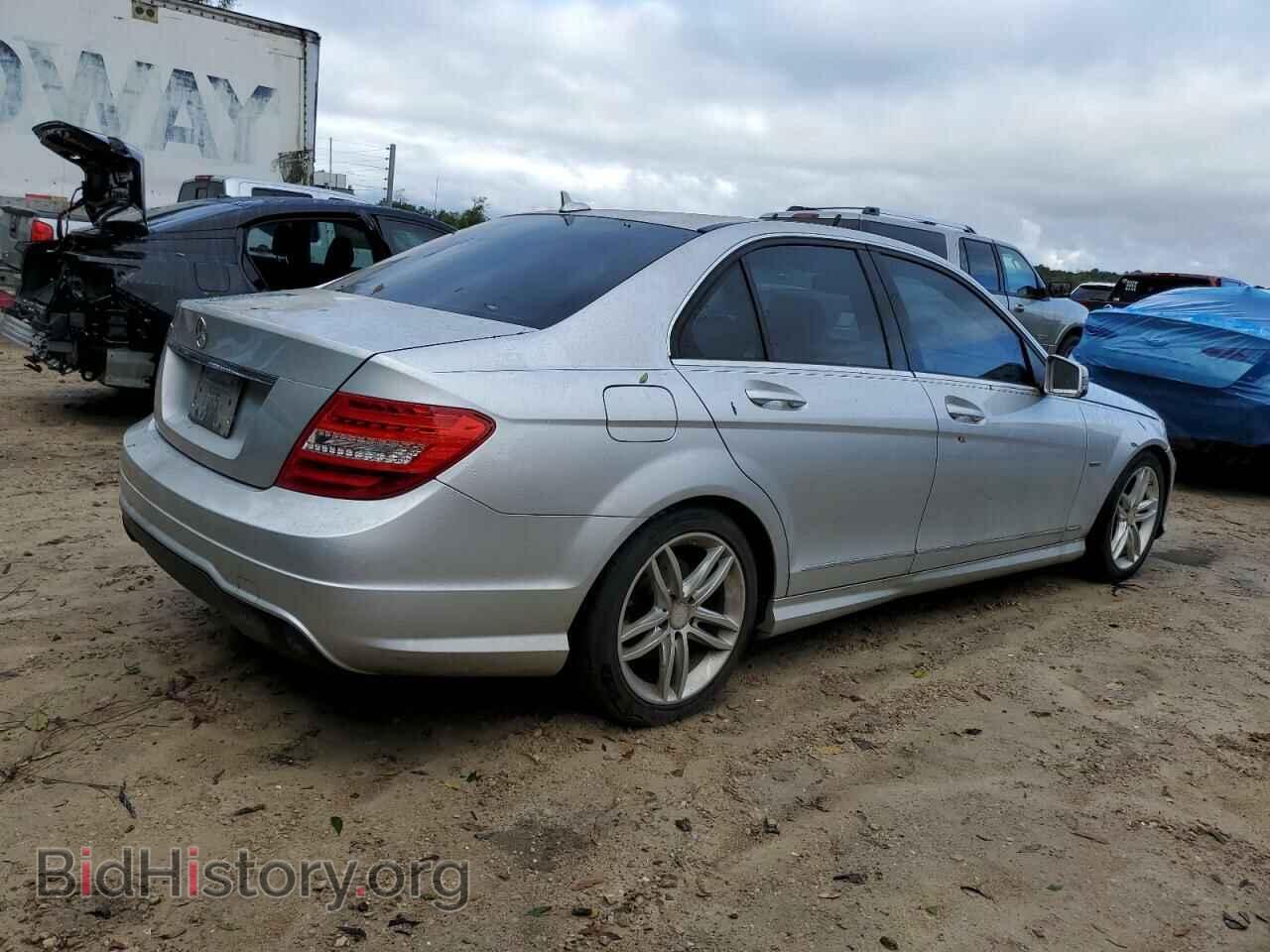 2012 MERCEDES-BENZ C-CLASS - VIN: WDDGF4HB3CA683083 - Фото 3