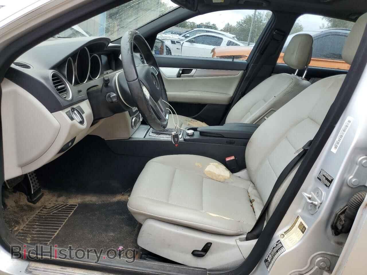 2012 MERCEDES-BENZ C-CLASS - VIN: WDDGF4HB3CA683083 - Фото 7