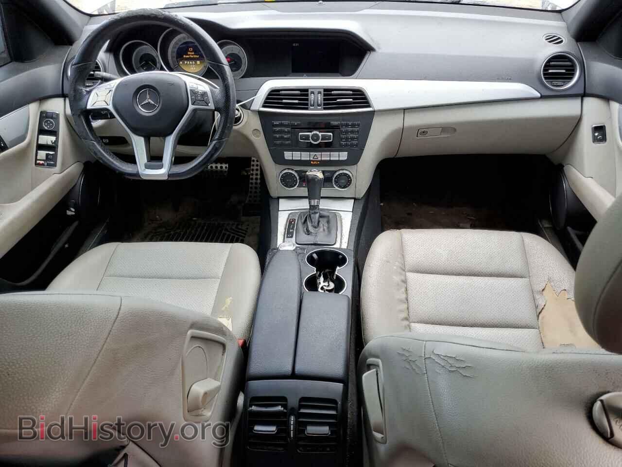 2012 MERCEDES-BENZ C-CLASS - VIN: WDDGF4HB3CA683083 - Фото 8