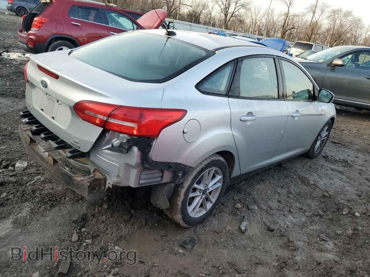 2018 FORD FOCUS - VIN: 1FADP3FE5JL268274 - Фото 3