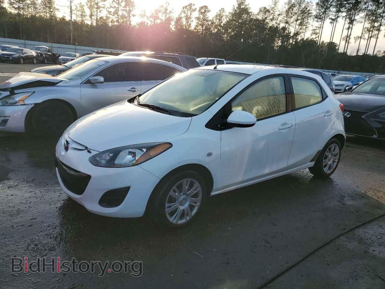 Фотография JM1DE1KY2E0181637 - MAZDA 2 2014