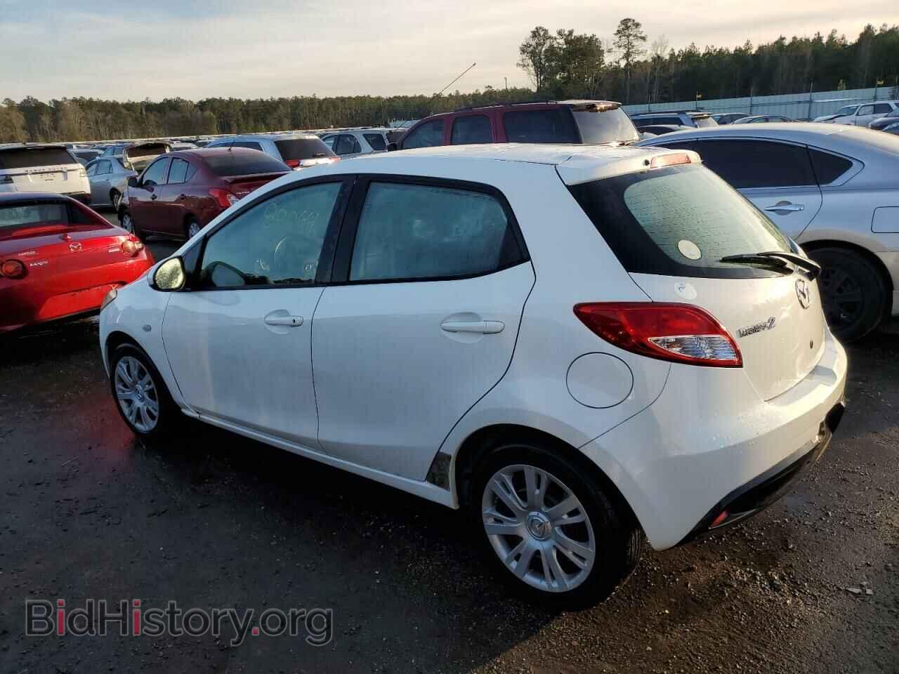 2014 MAZDA 2 - VIN: JM1DE1KY2E0181637 - Photo 2