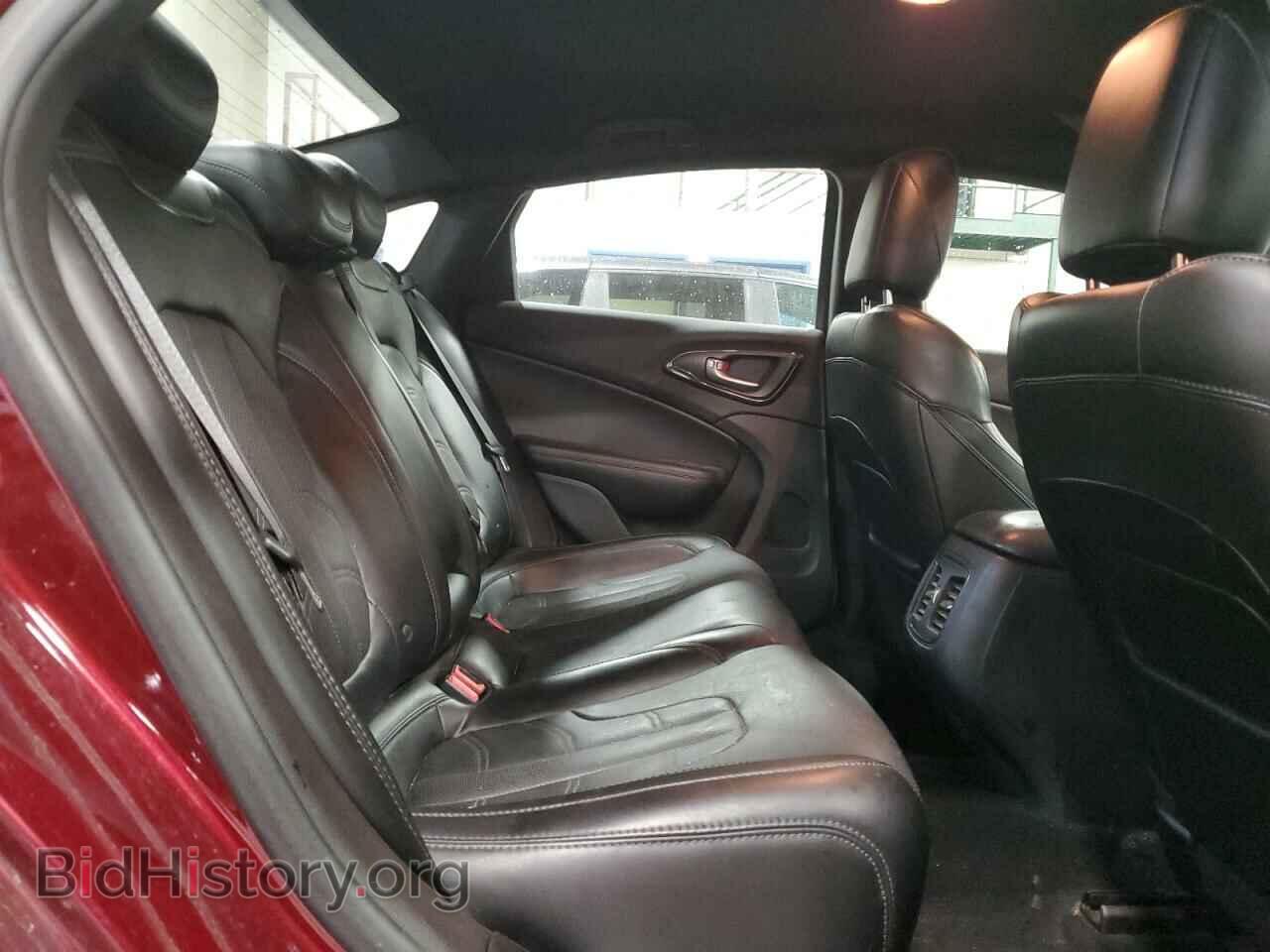 2015 CHRYSLER 200 - VIN: 1C3CCCDGXFN665002 - Фото 10