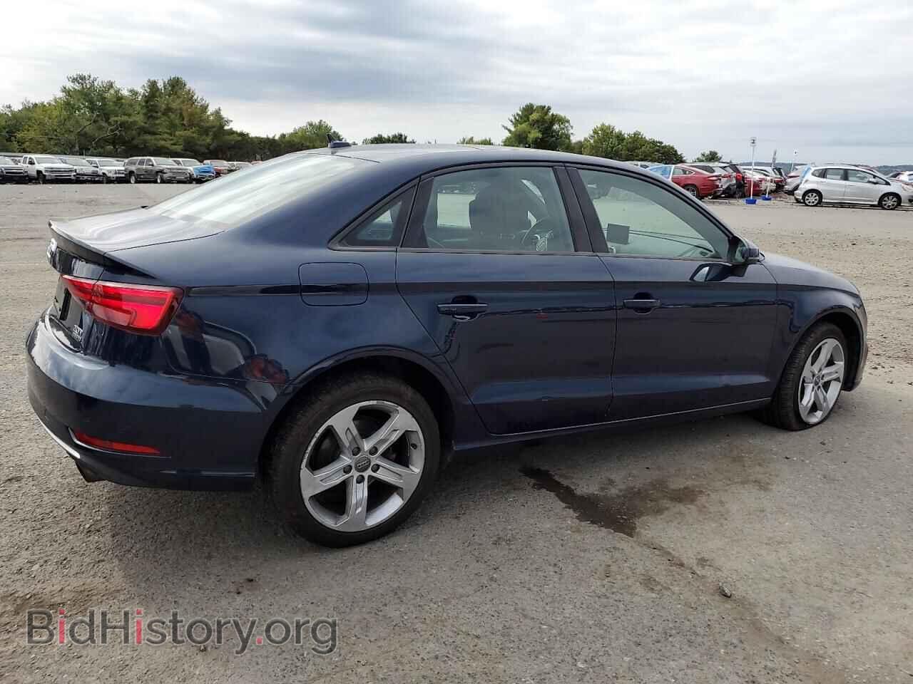 2018 AUDI A3 - VIN: WAUB8GFF1J1054941 - Фото 3
