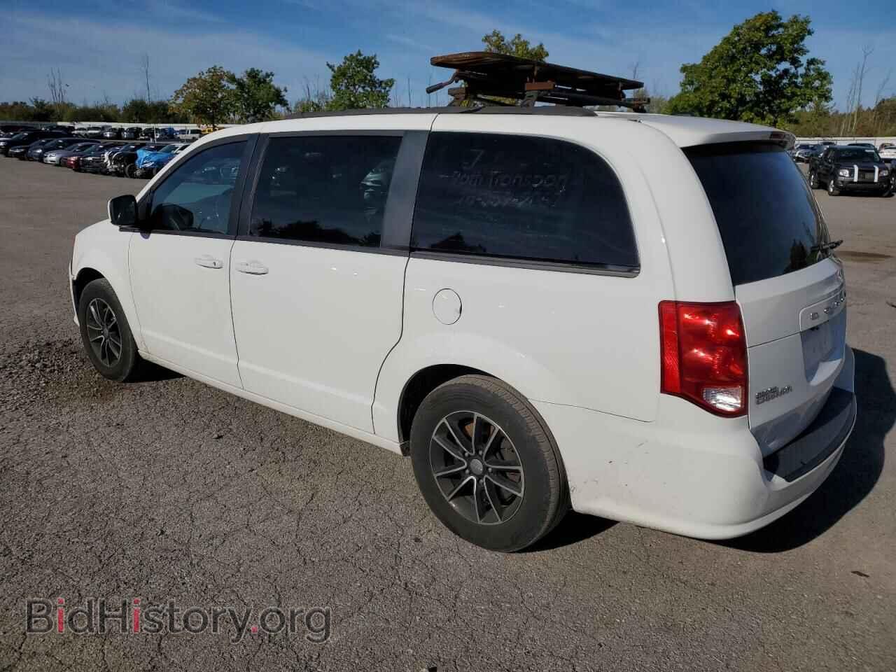 2018 DODGE CARAVAN - VIN: 2C4RDGBG8JR134793 - Фото 2
