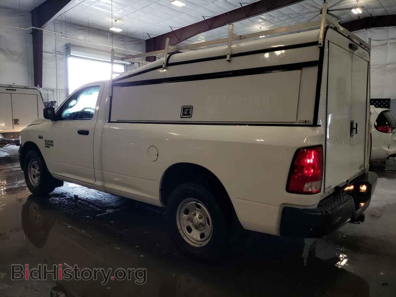 2019 RAM 1500 - VIN: 3C6JR7DTXKG507906 - Фото 2