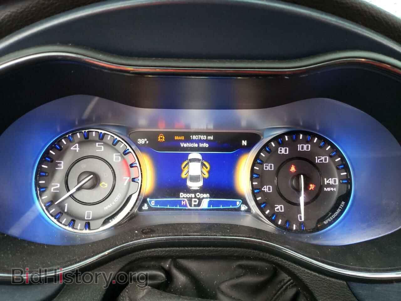 2016 CHRYSLER 200 - VIN: 1C3CCCBB2GN120873 - Фото 9