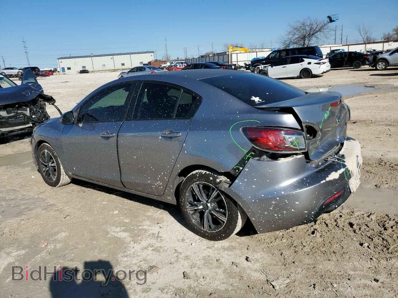 2011 MAZDA 3 - VIN: JM1BL1UF3B1426606 - Фото 2