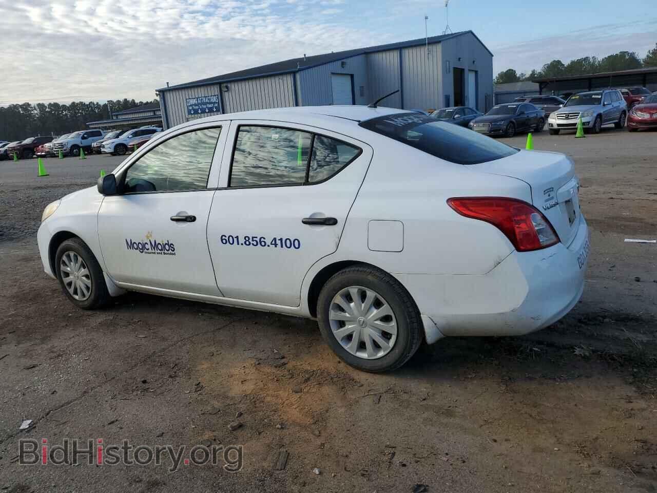 2014 NISSAN VERSA - VIN: 3N1CN7APXEL877577 - Фото 2
