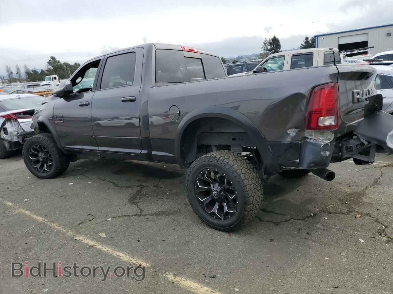 2018 RAM 2500 - VIN: 3C6TR5EJ8JG137144 - Photo 2