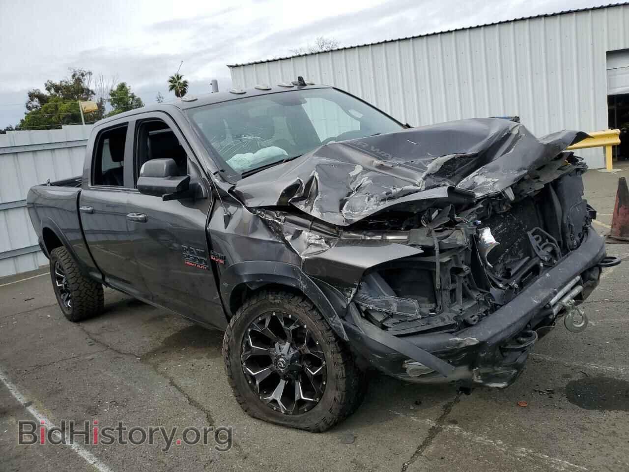 2018 RAM 2500 - VIN: 3C6TR5EJ8JG137144 - Photo 4