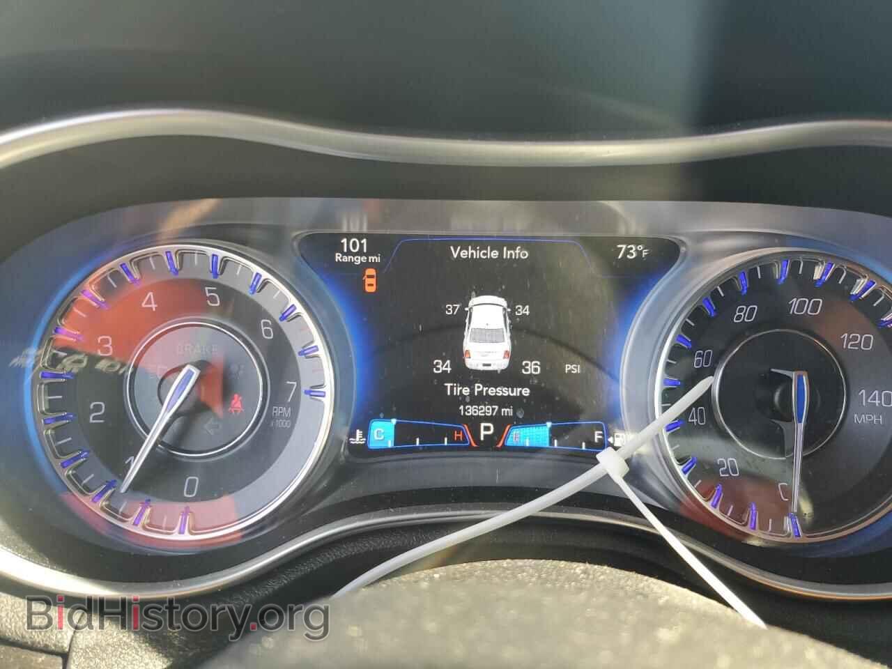 2015 CHRYSLER 300 - VIN: 2C3CCARG9FH793009 - Фото 9