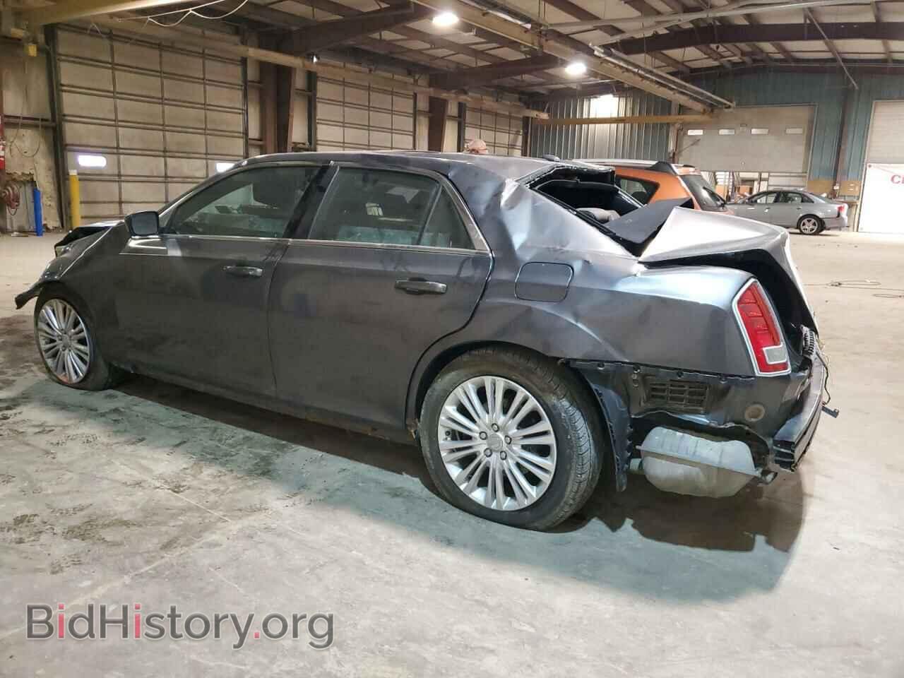 2014 CHRYSLER 300 - VIN: 2C3CCARG2EH229507 - Фото 2