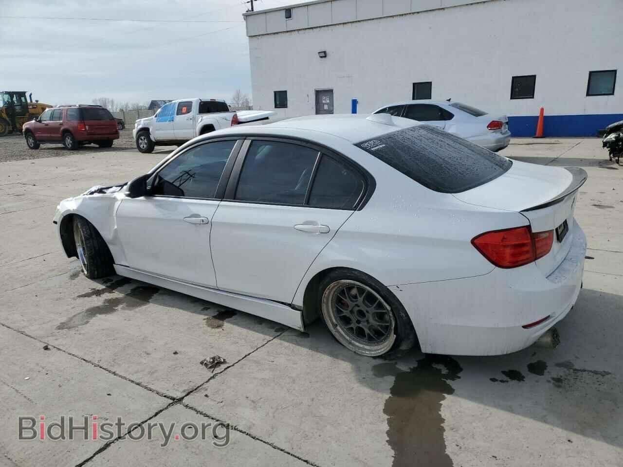 2013 BMW 3 SERIES - VIN: WBA3B1C51DK130087 - Фото 2